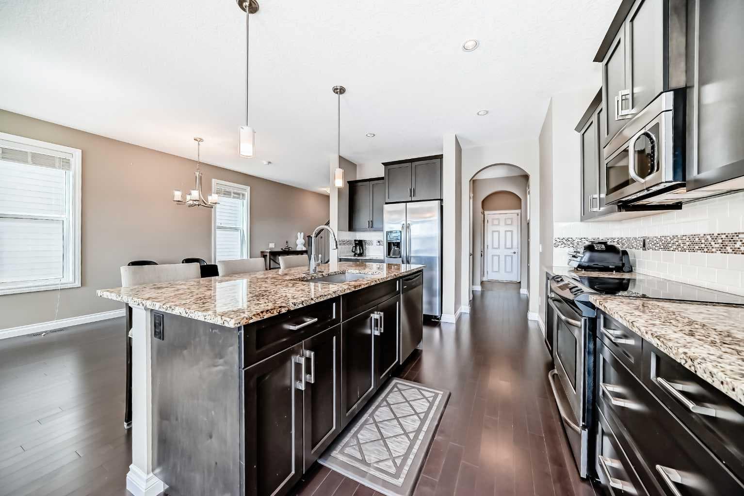46 Nolanfield Road NW — photo 5