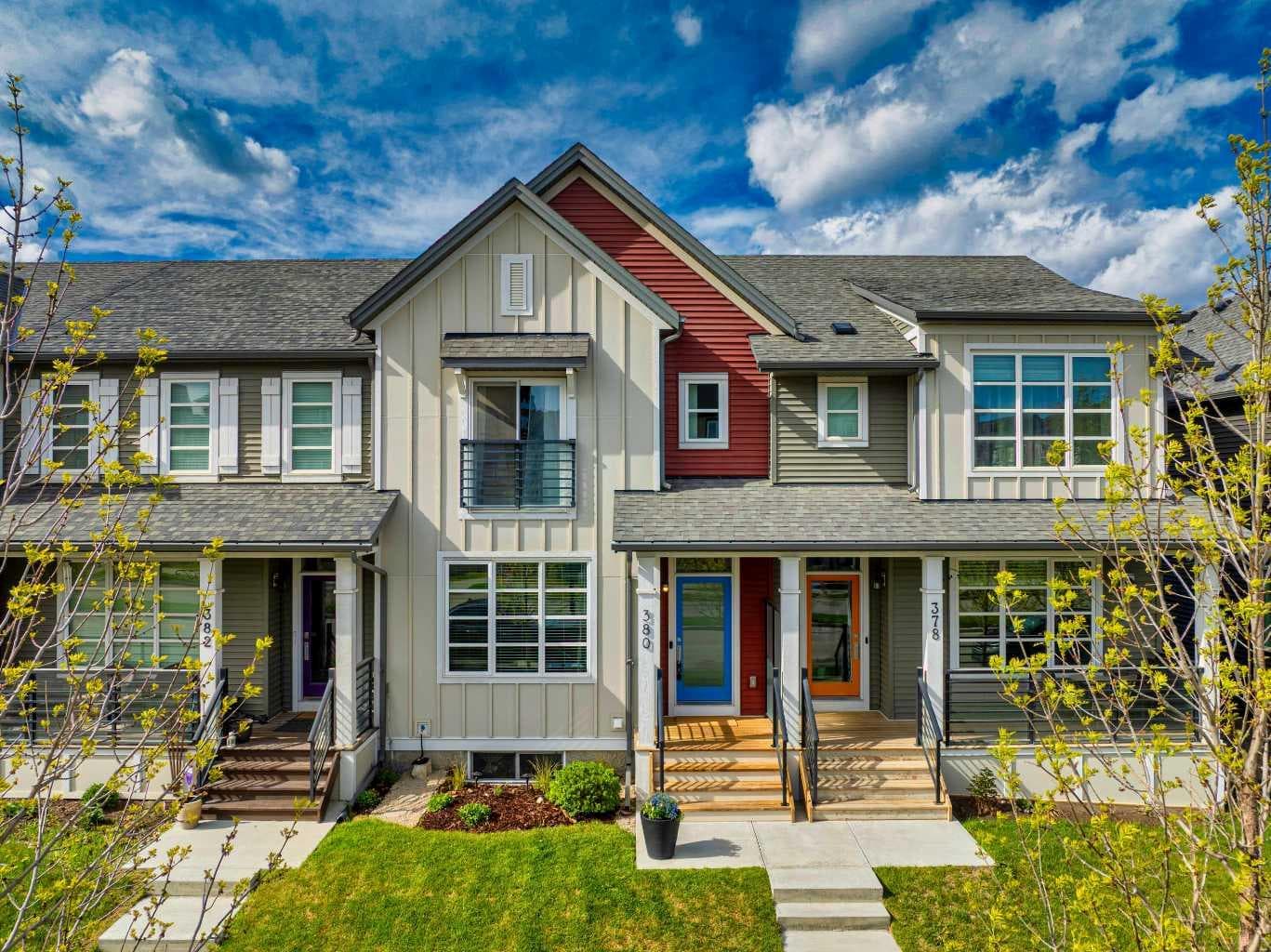 Row/Townhouse in Belmont