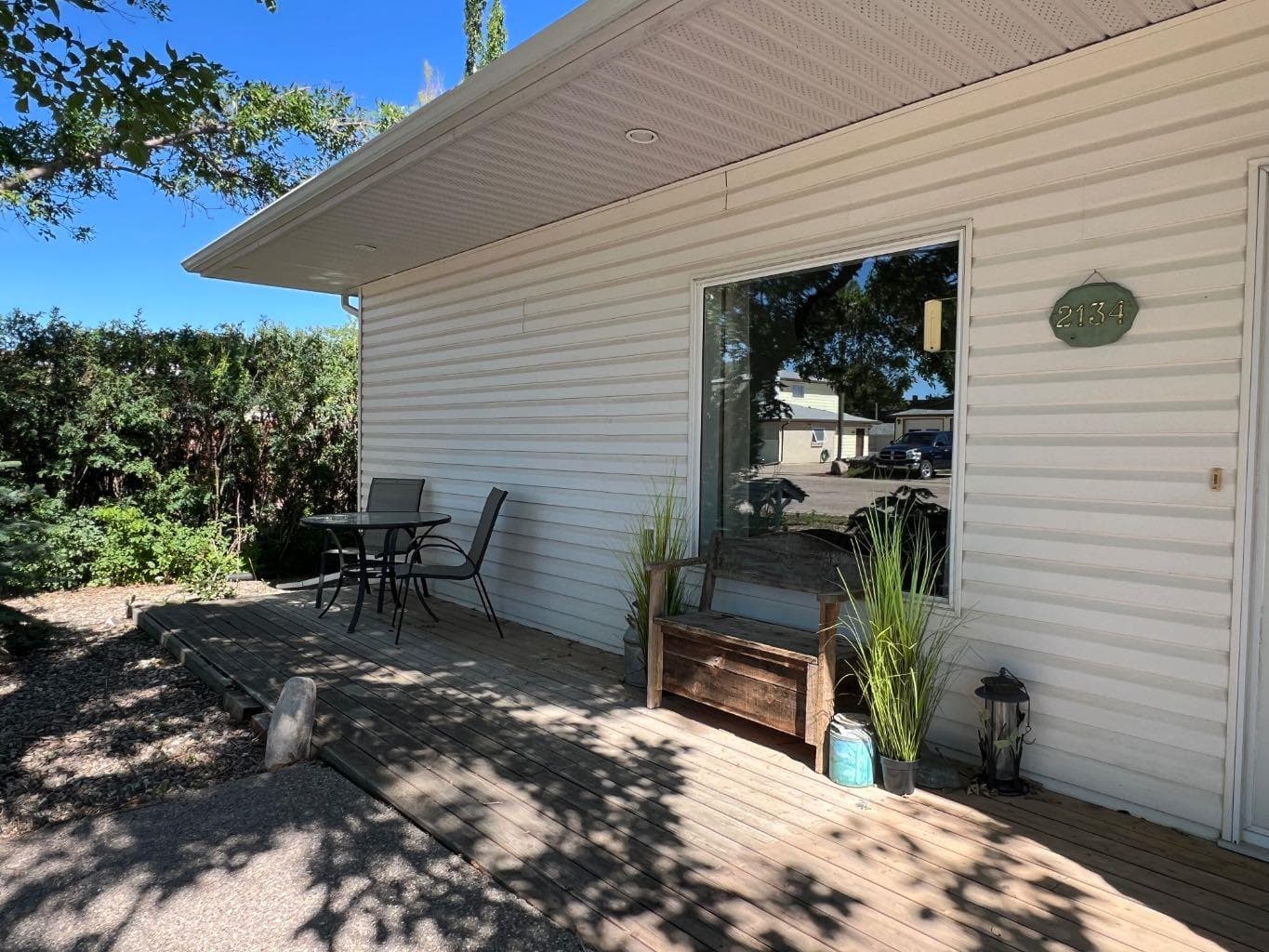 2134 21 Avenue — photo 3