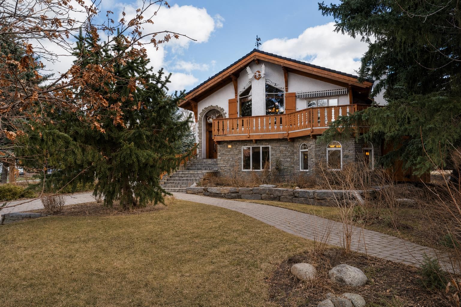 764 East Chestermere Drive — photo 3