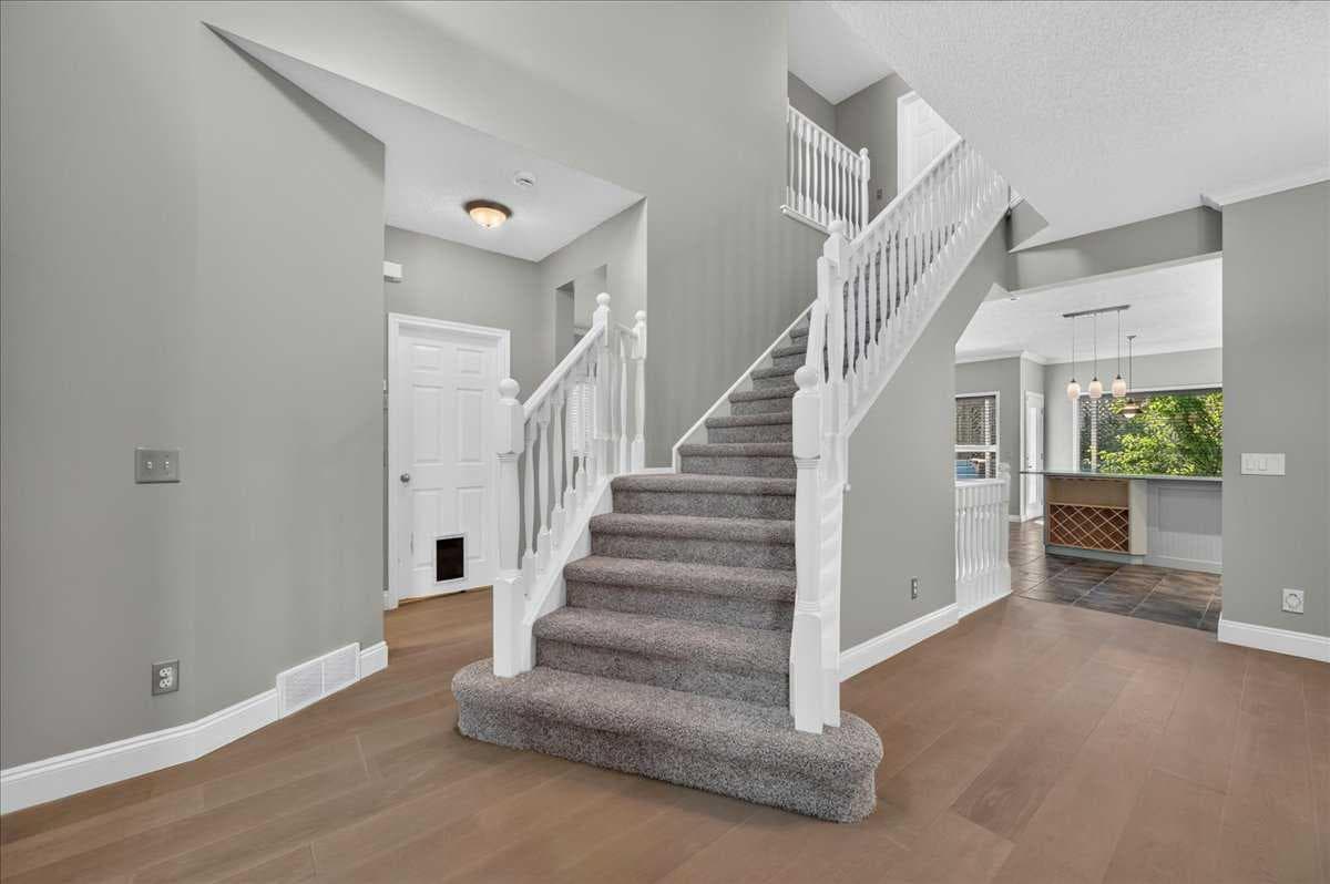 99 Evansbrooke Manor NW — photo 5