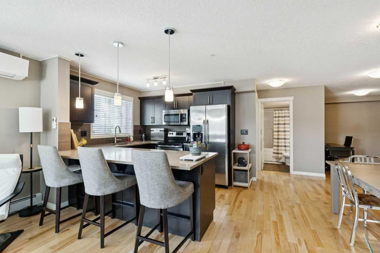 2321, 130 Panatella Street NW — photo 3
