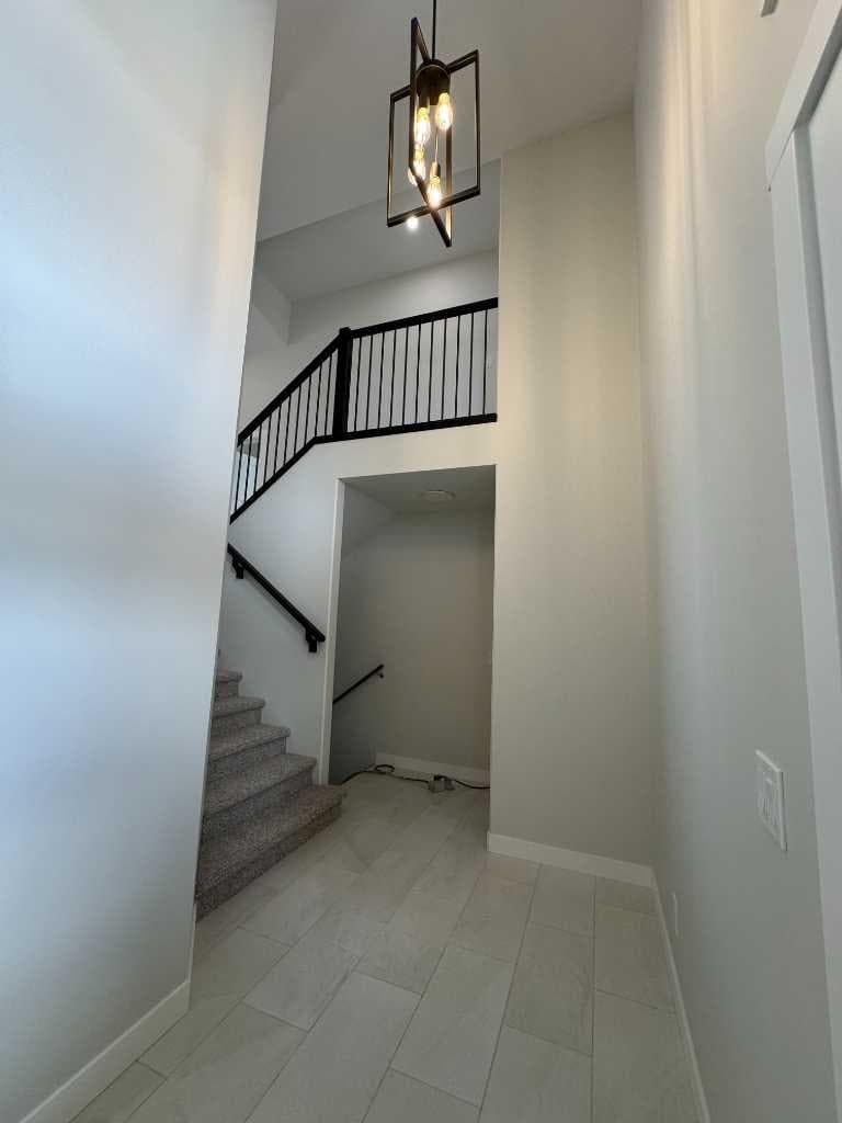 52 Emmett Crescent — photo 5