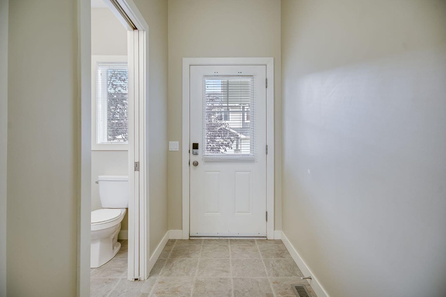 124, 300 Marina Drive — photo 3