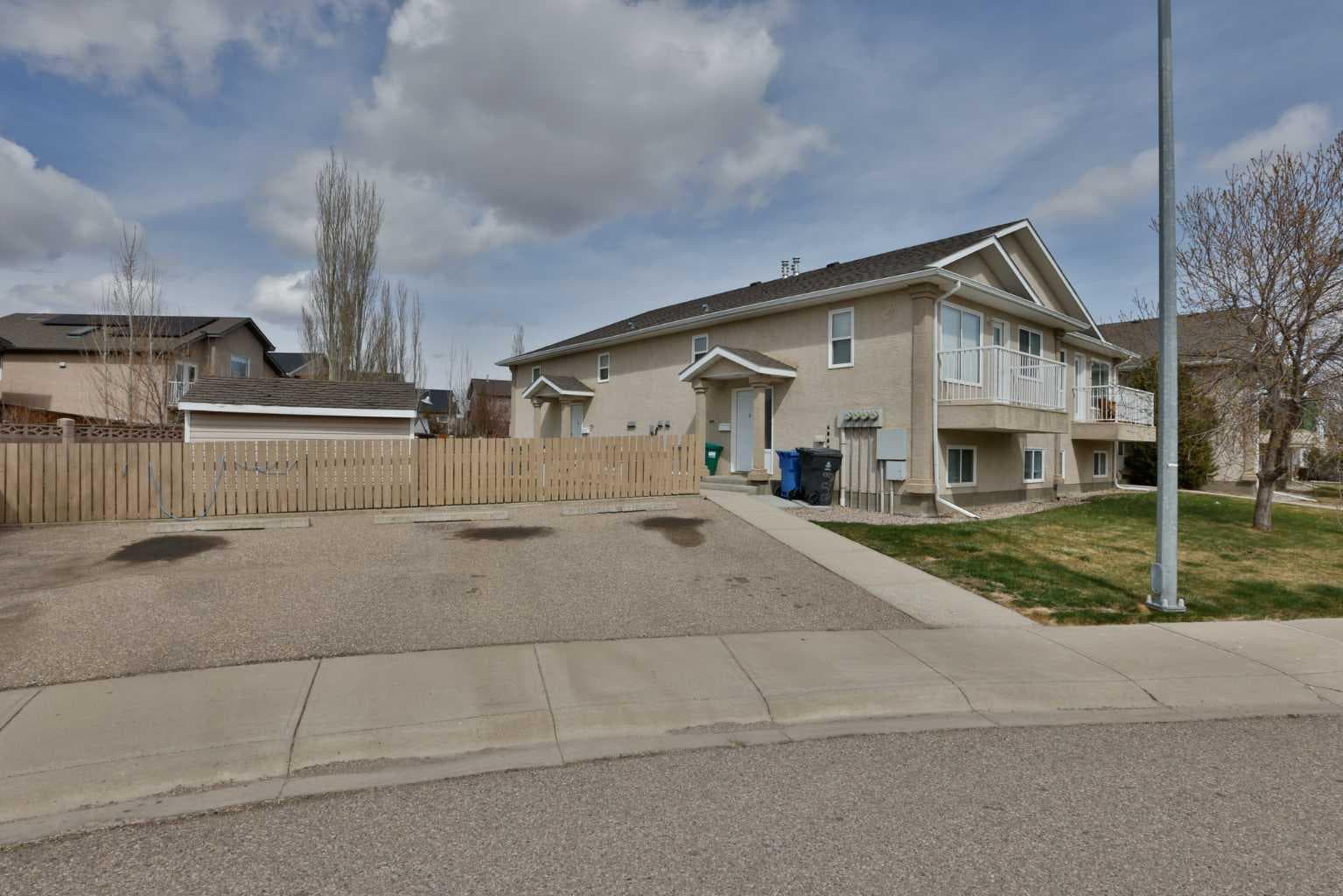 47 Highlands Place W — photo 2