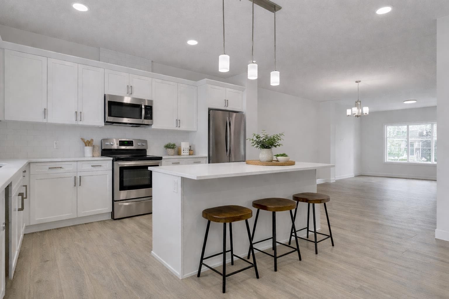 208 Belmont Way SW — photo 5