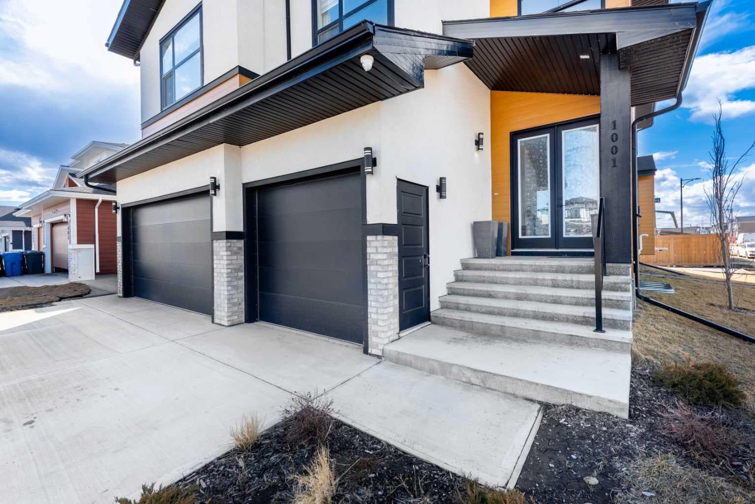 1001 Waterford Drive SE — photo 3