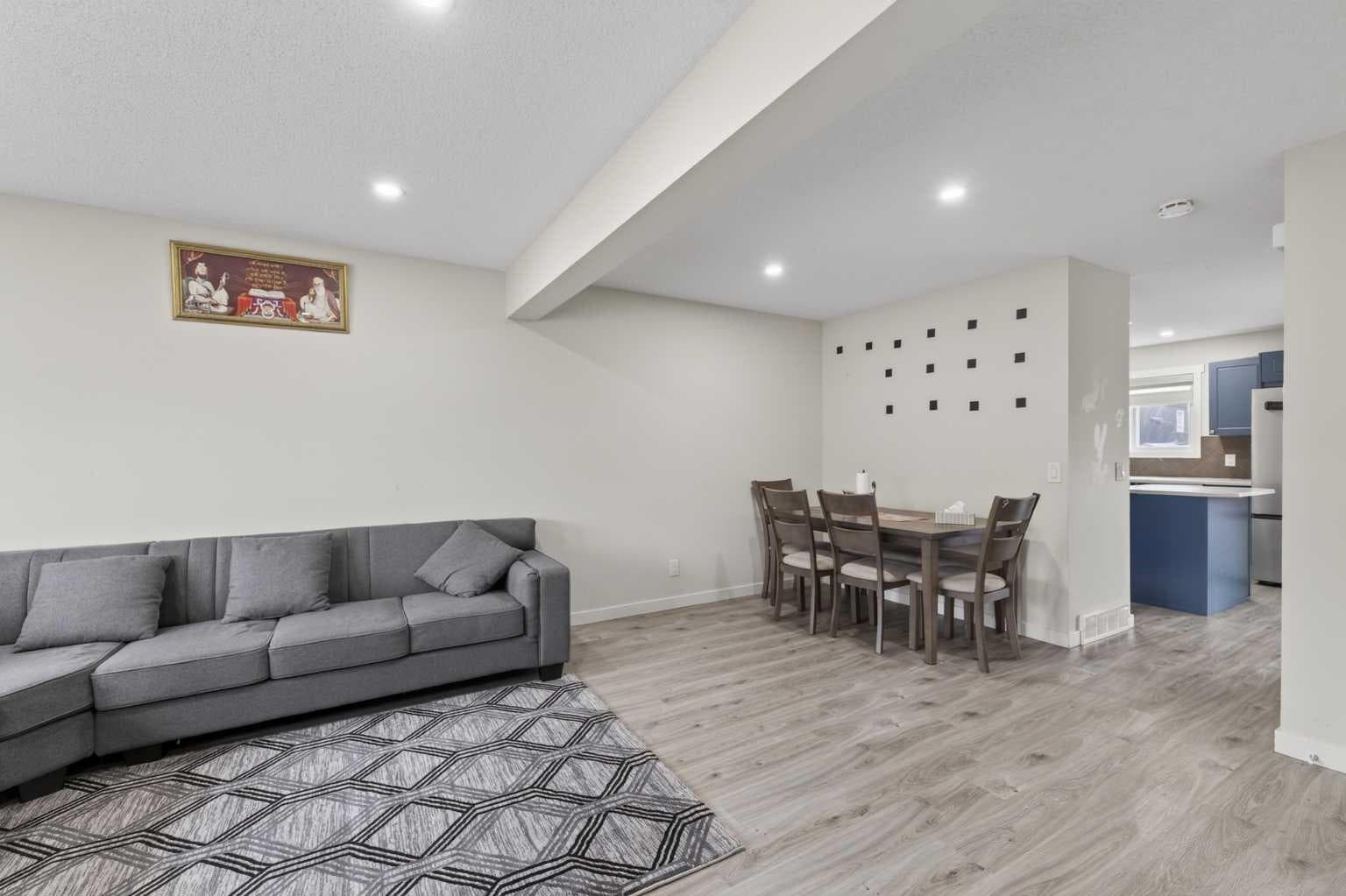 8474 Saddleridge Drive NE — photo 5