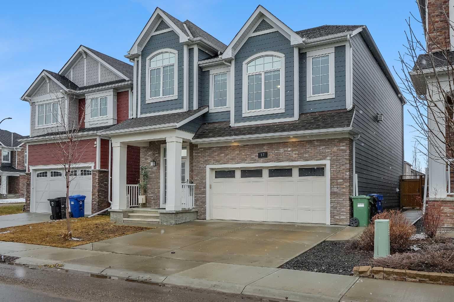 17 Yorkstone Way SW — photo 2