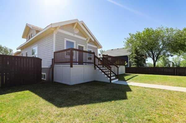 169 Heritage Road S — photo 3