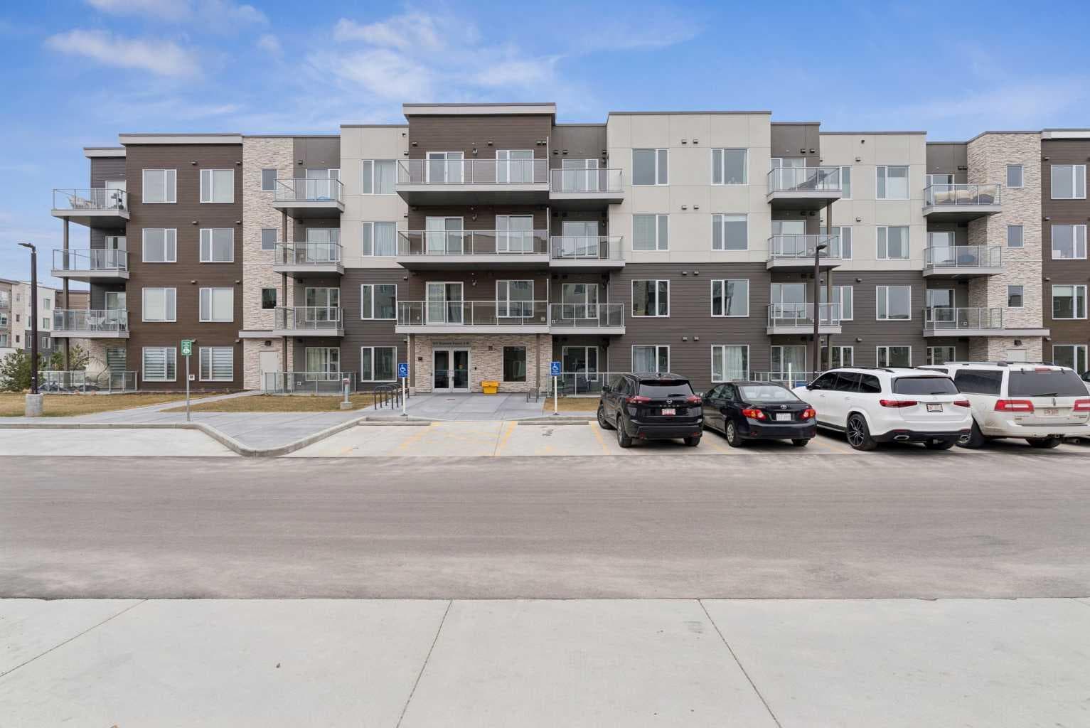 103, 655 Shawnee Square SW — photo 2