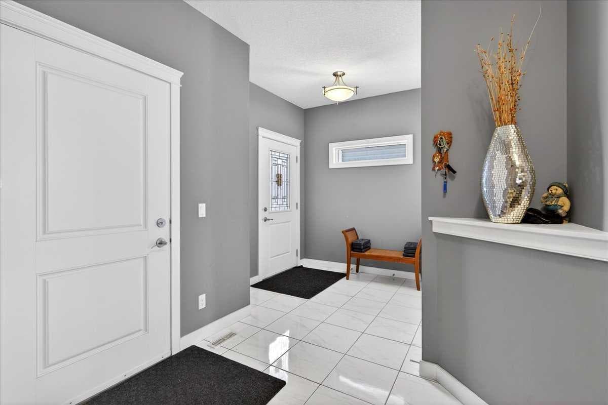 72 Redstone Drive NE — photo 4