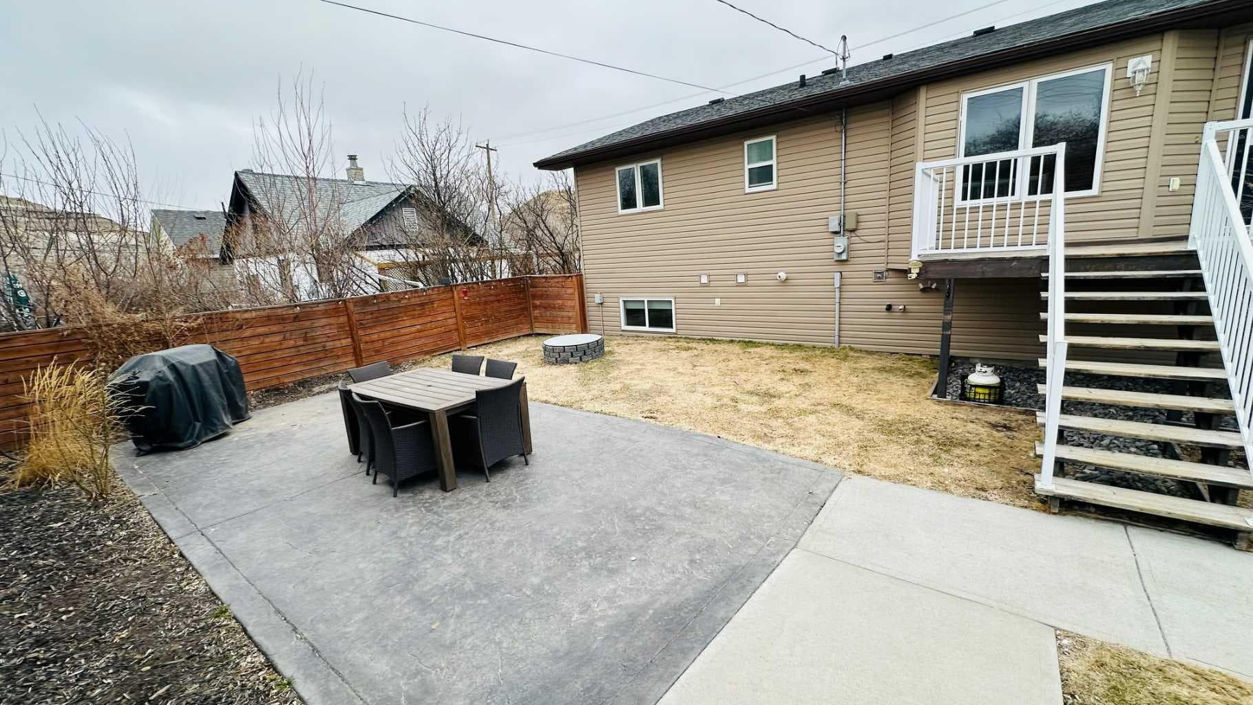 609 1 Street SW — photo 5