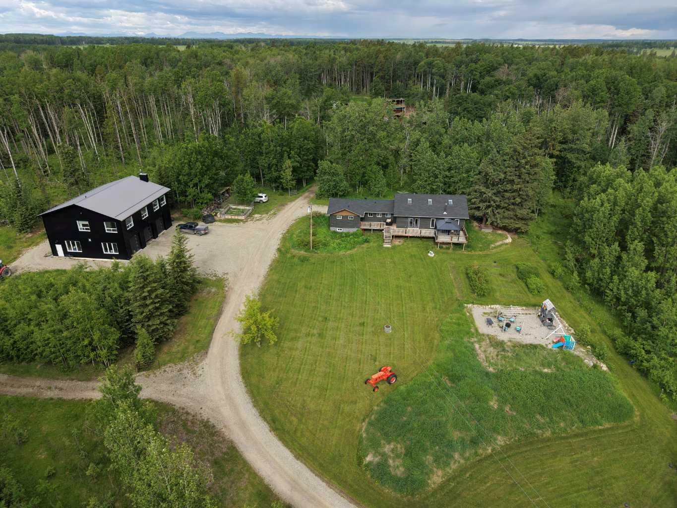 5441 Township Road 333 — photo 1
