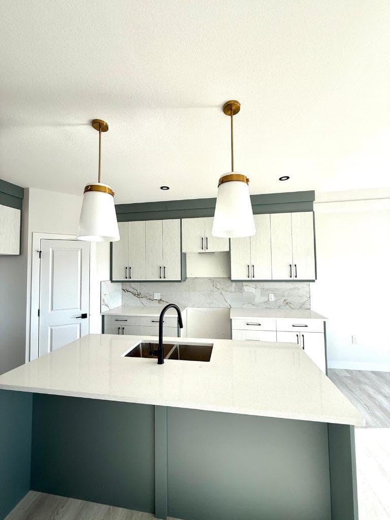 21 LAVELLE Close — photo 2