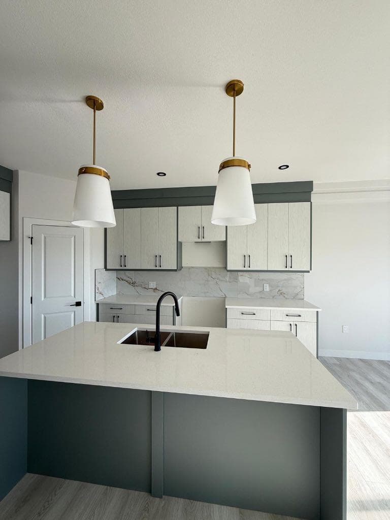 21 LAVELLE Close — photo 3