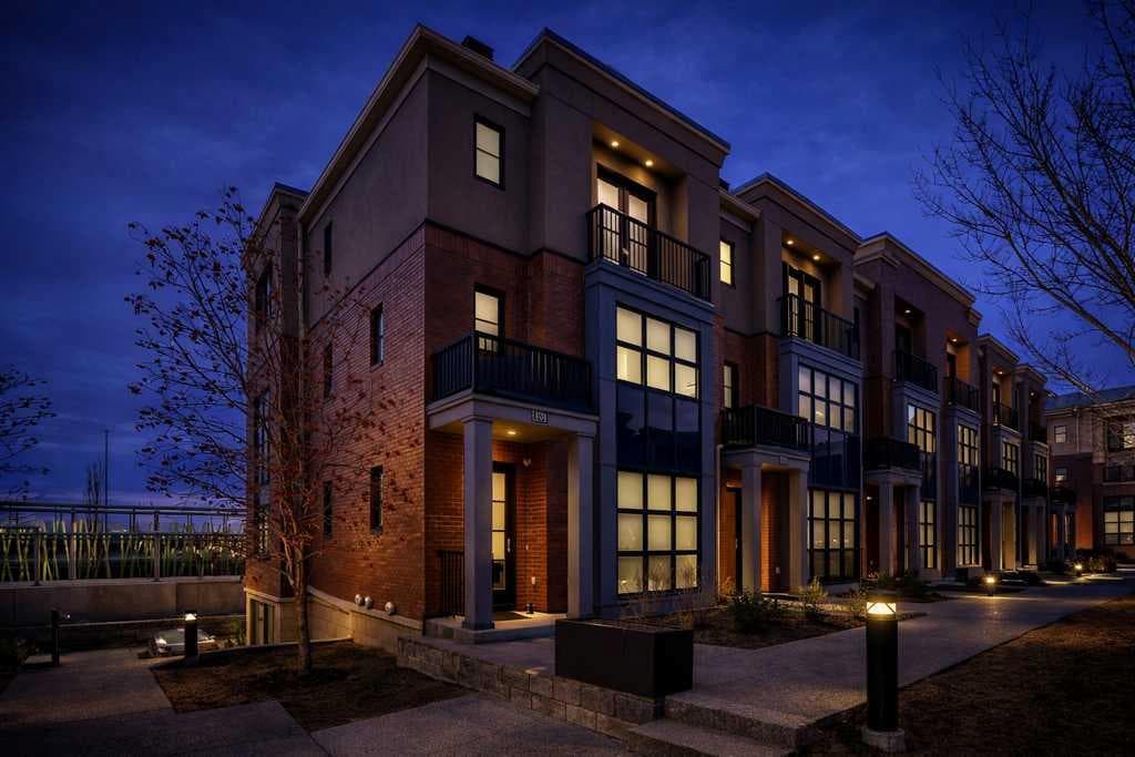 701 Aspen Meadows Hill SW — photo 1