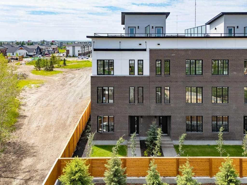 501, 8155 8 Avenue SW — photo 1