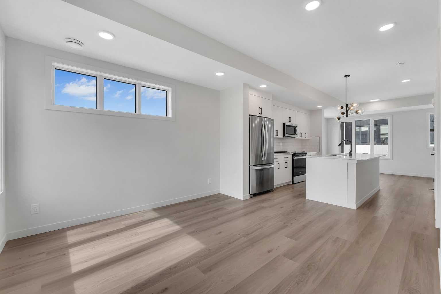 120 Arbour Lake Court NW — photo 4