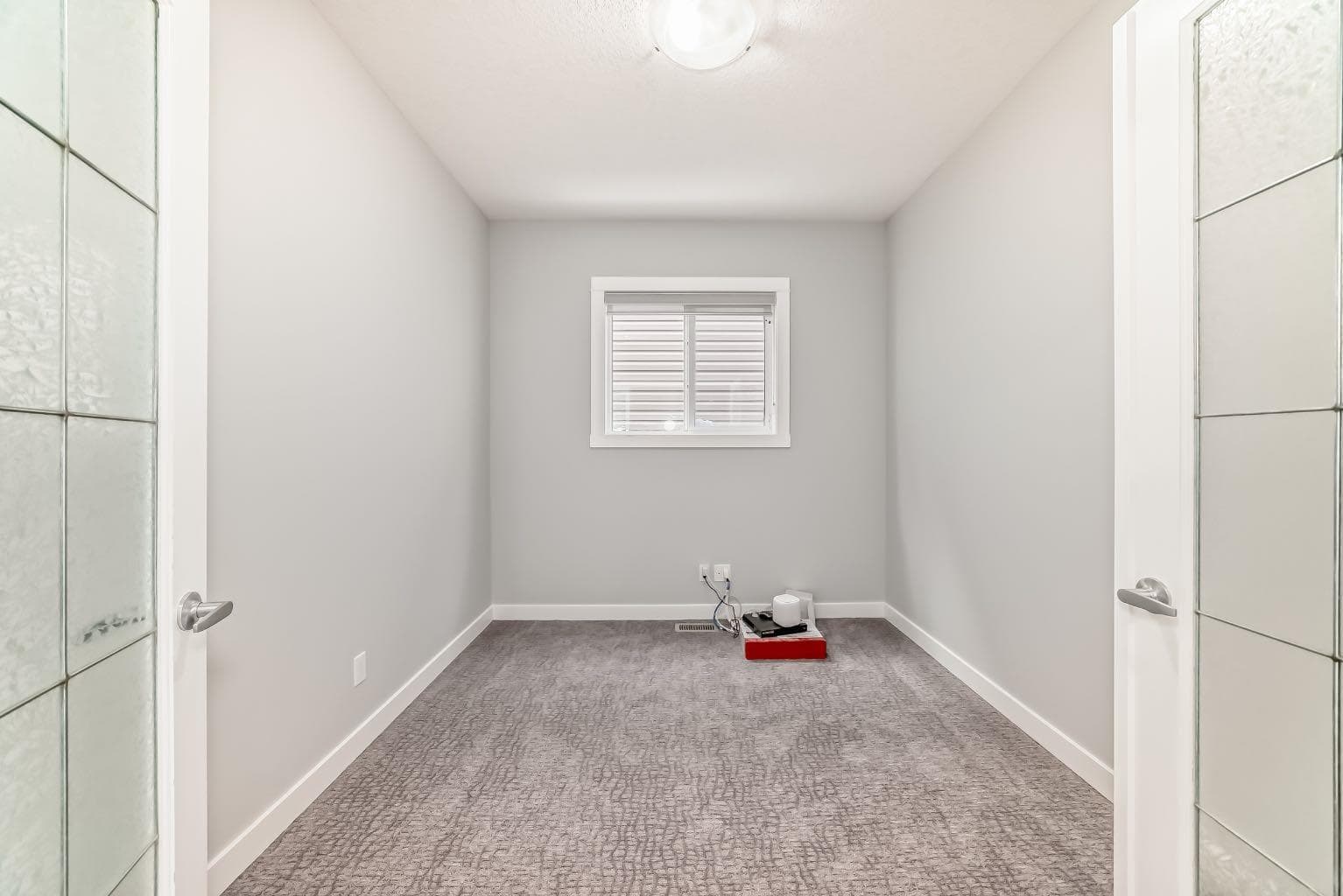 56 Nolanhurst Crescent NW — photo 5