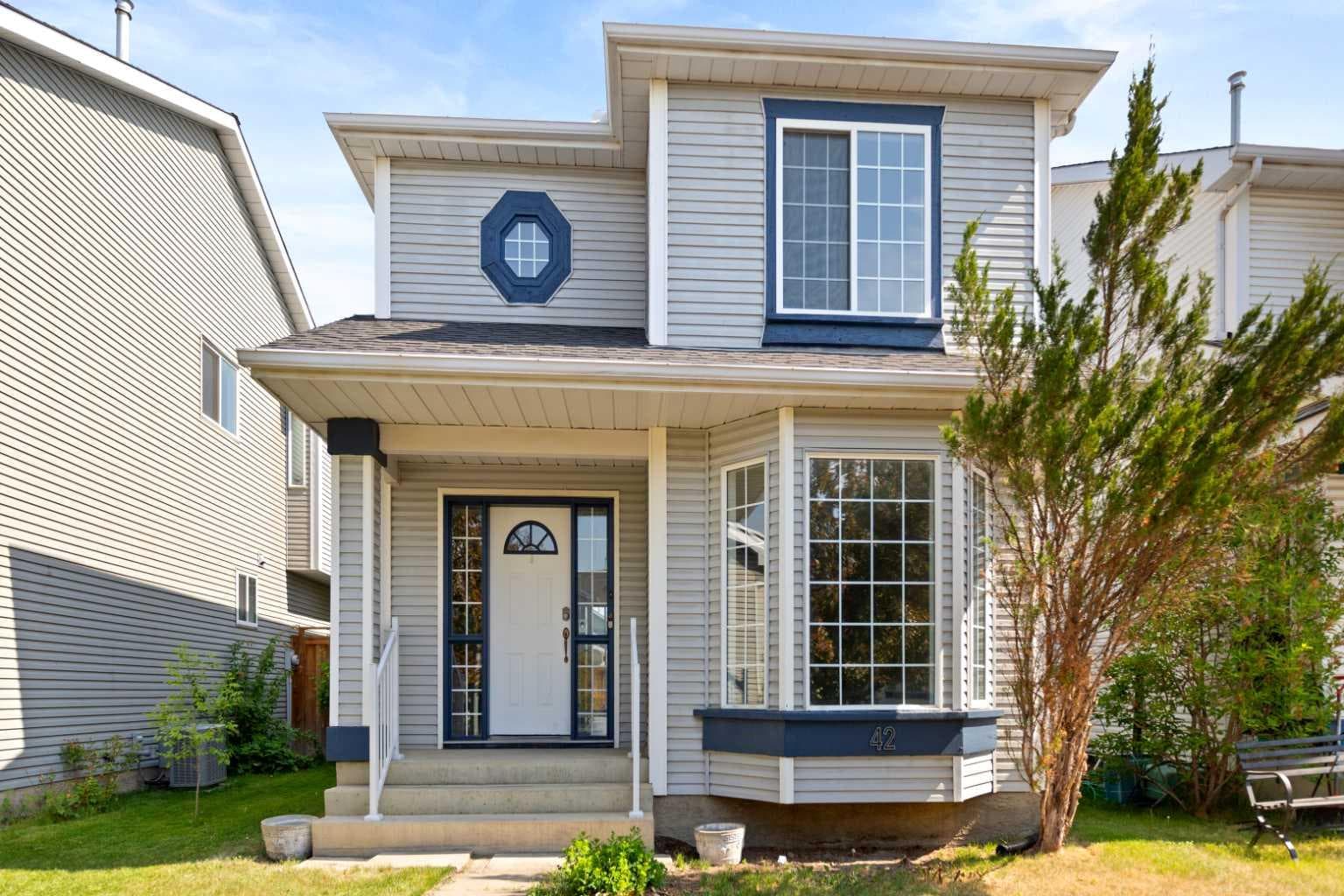 Detached in Riverbend
