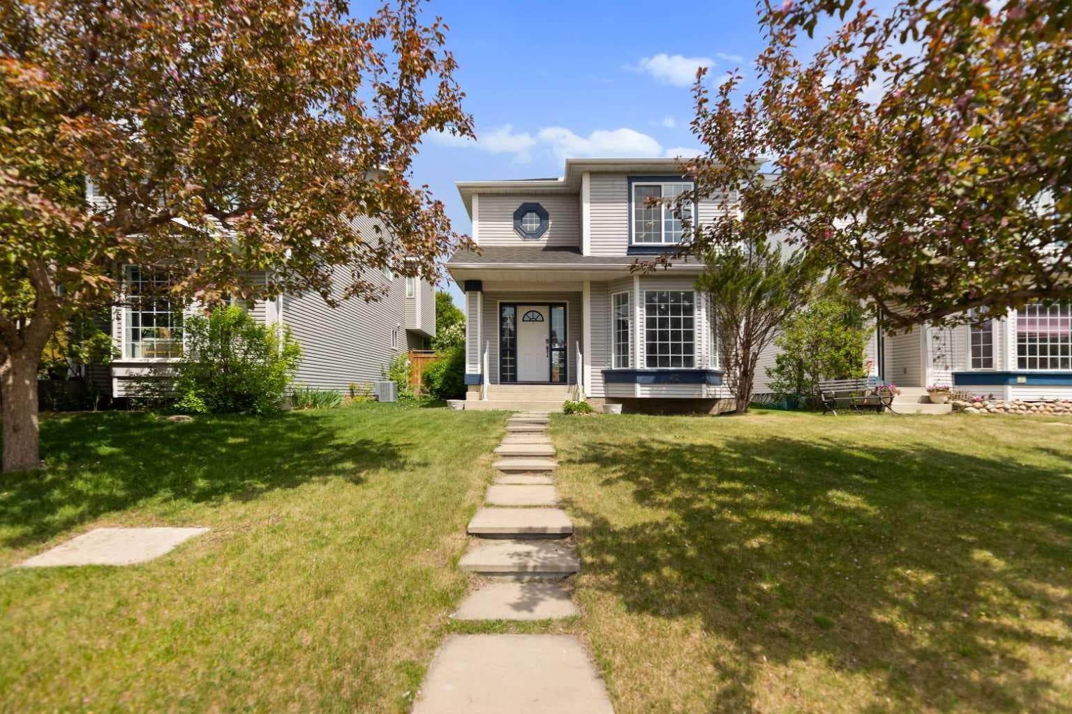 42 River Rock Road SE — photo 2