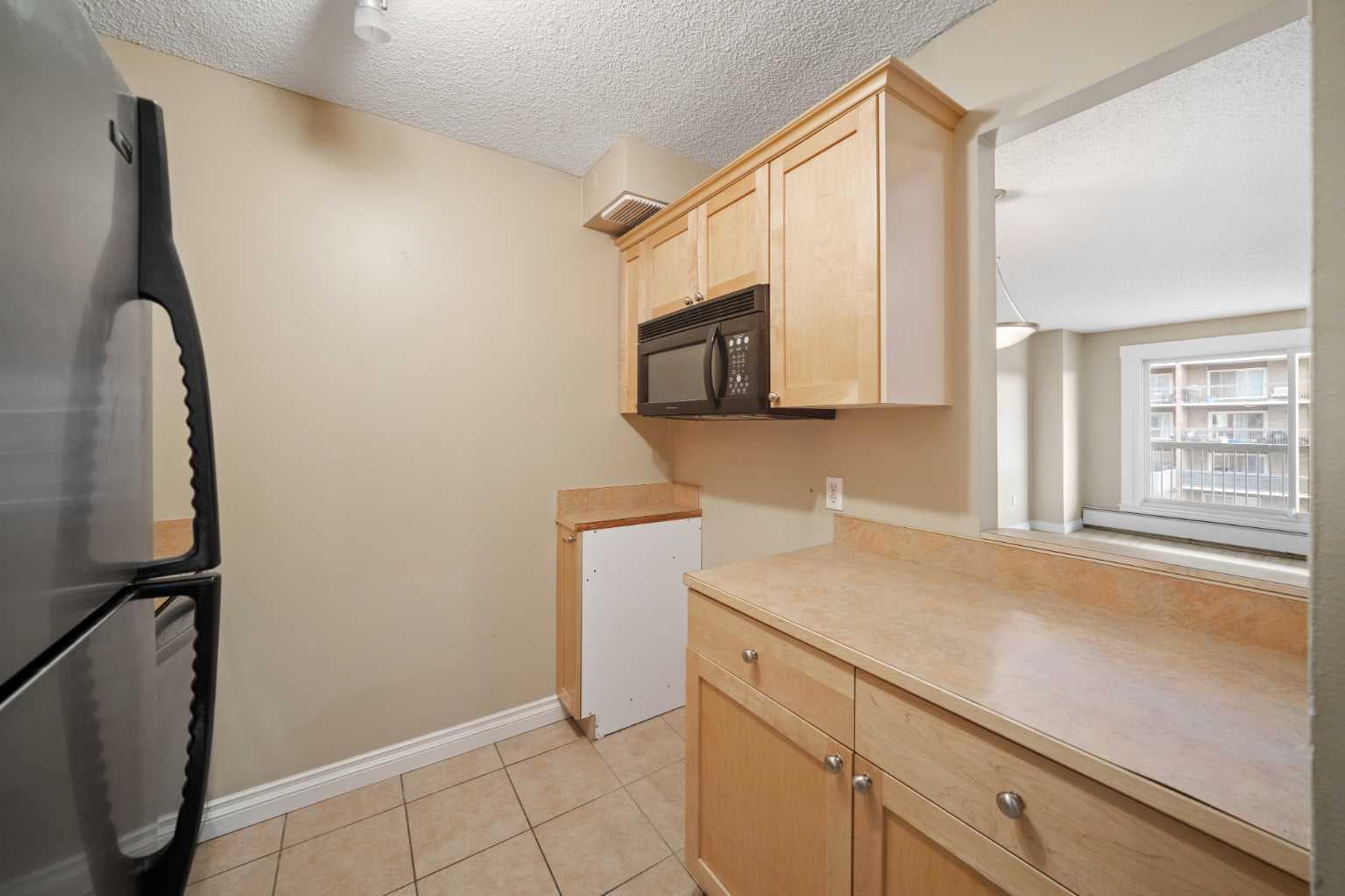 303, 1334 12 Avenue SW — photo 3