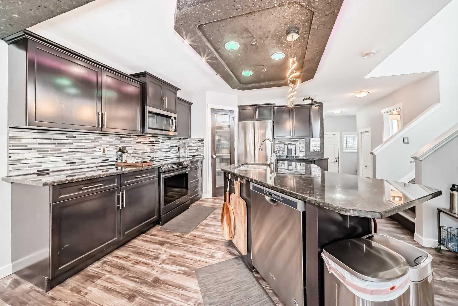 42 Jade Place — photo 3
