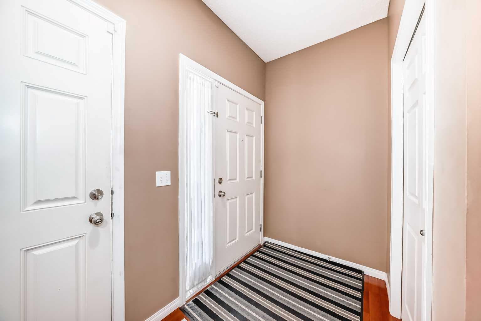 148 Saddlecrest Gardens NE — photo 4