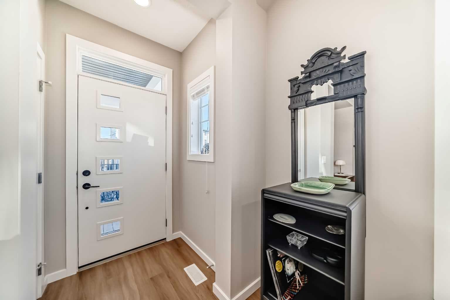 277 Lucas Avenue NW — photo 2