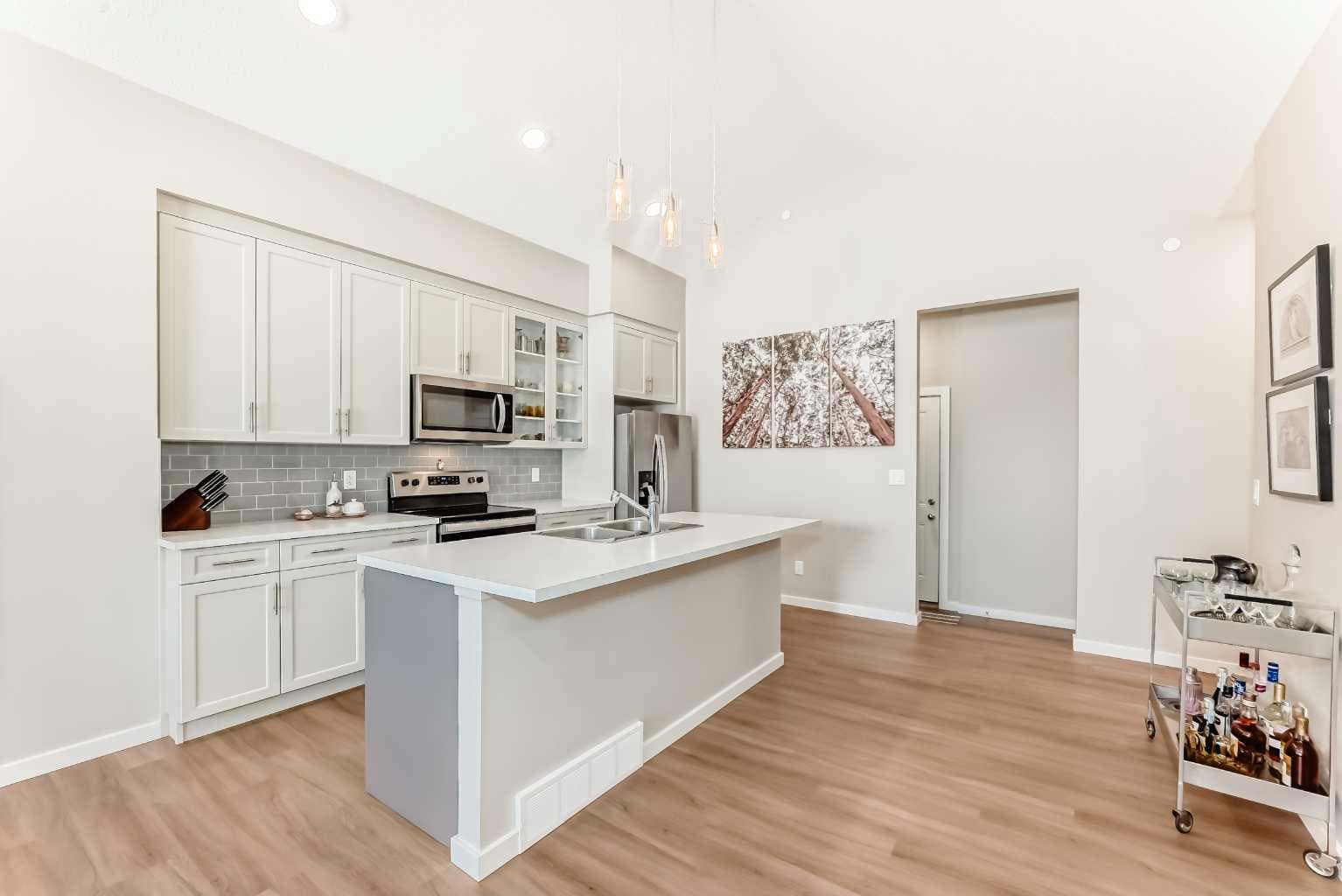 277 Lucas Avenue NW — photo 3