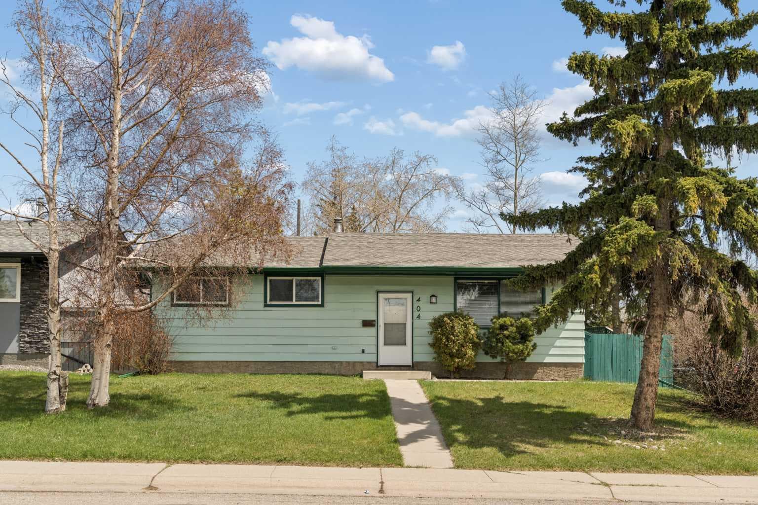 404 Manora Way NE — photo 4