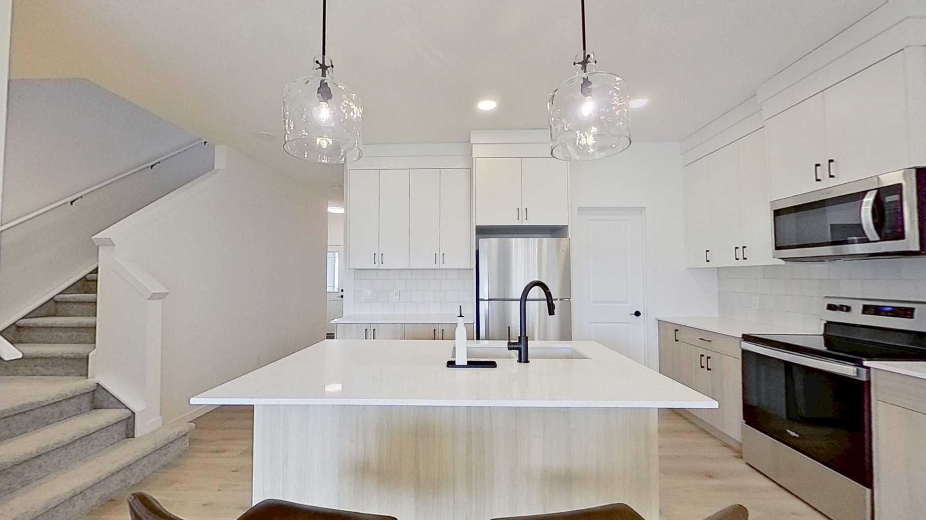 115 Fireside Street — photo 1