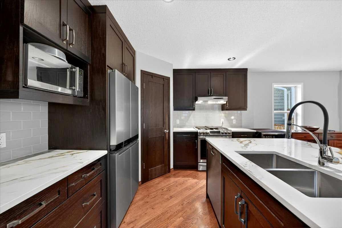 18 Inverness Rise SE — photo 5
