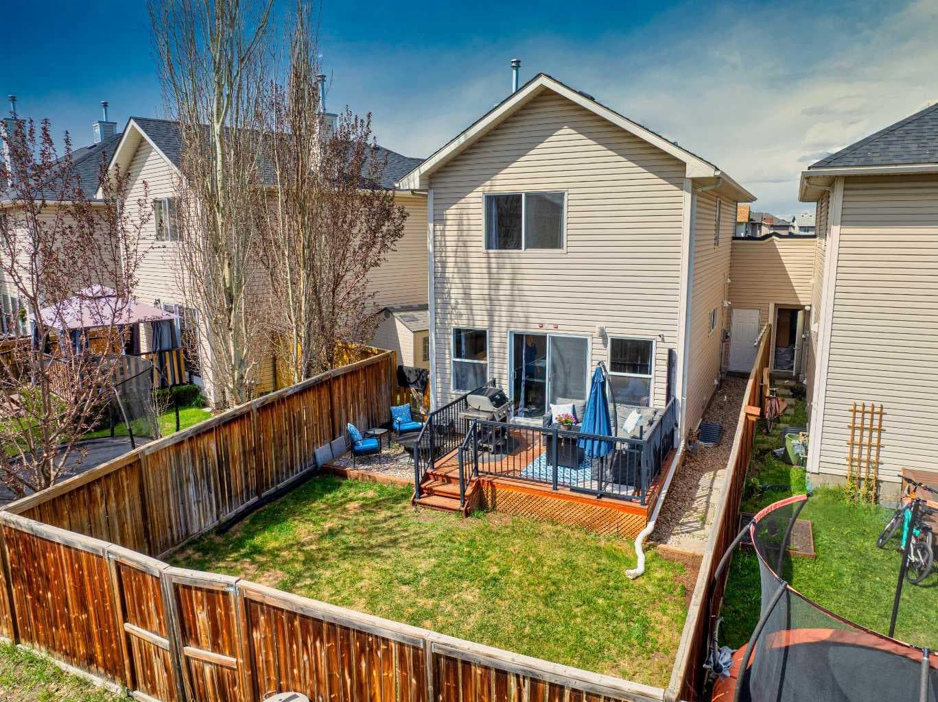 Semi Detached (Half Duplex) in Cranston