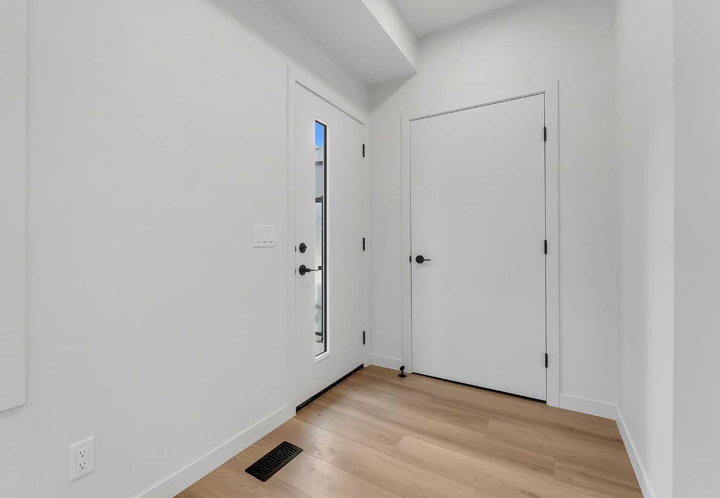 83 Arbour Lake Court NW — photo 2