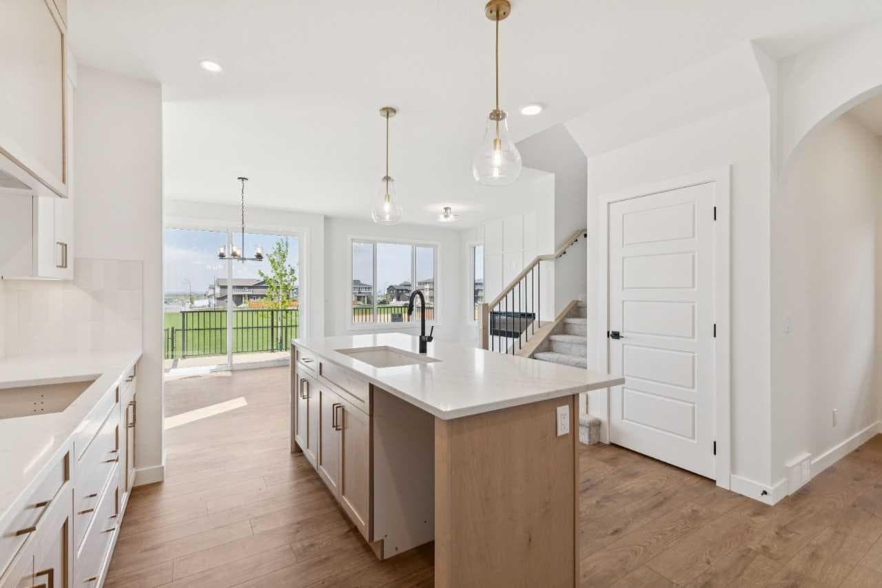 434 Bighorn Avenue SW — photo 5
