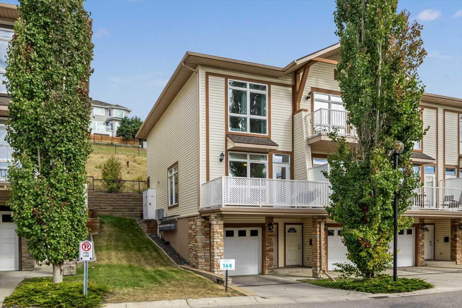 1, 164 Rockyledge View NW — photo 2