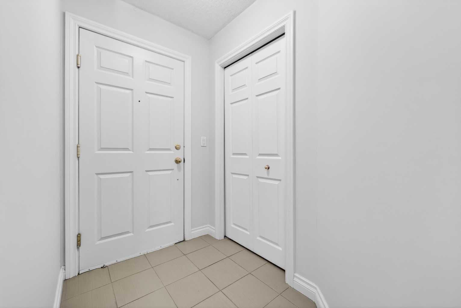 208, 630 10 Street NW — photo 4