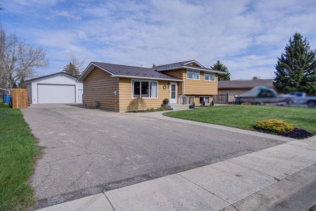 47 Willow Road — photo 2
