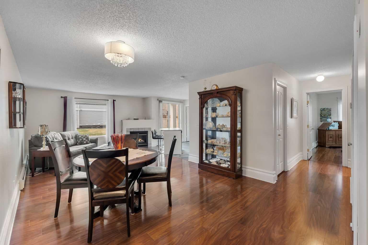 106, 7106 Valleyview Park SE — photo 5