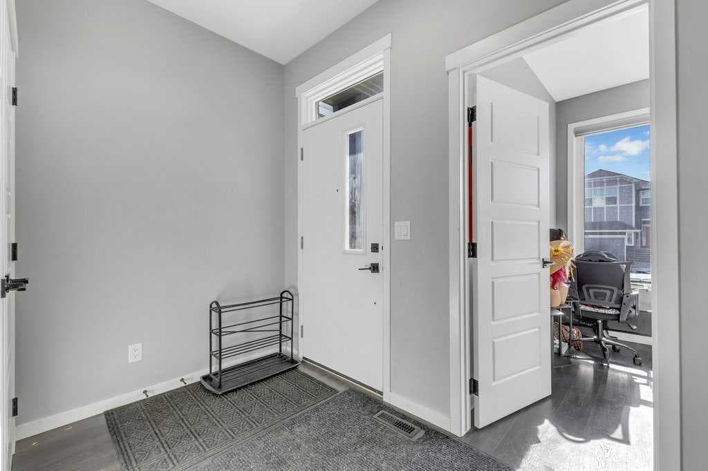 120 BELMONT Villas SW — photo 3