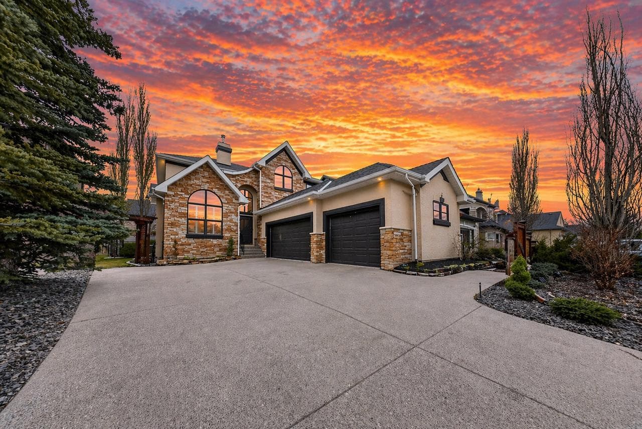 Detached in Evergreen