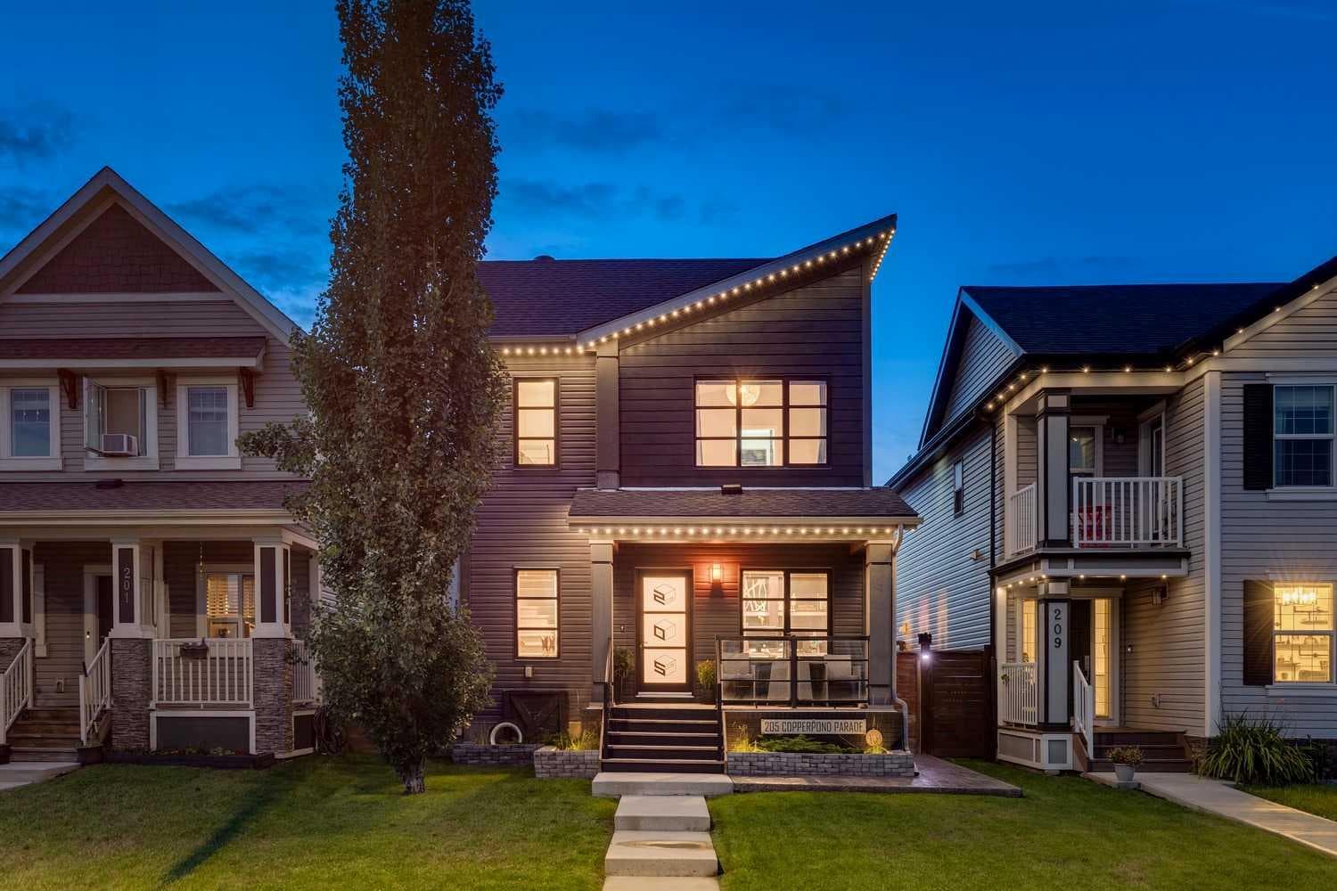 205 Copperpond Parade SE — photo 1