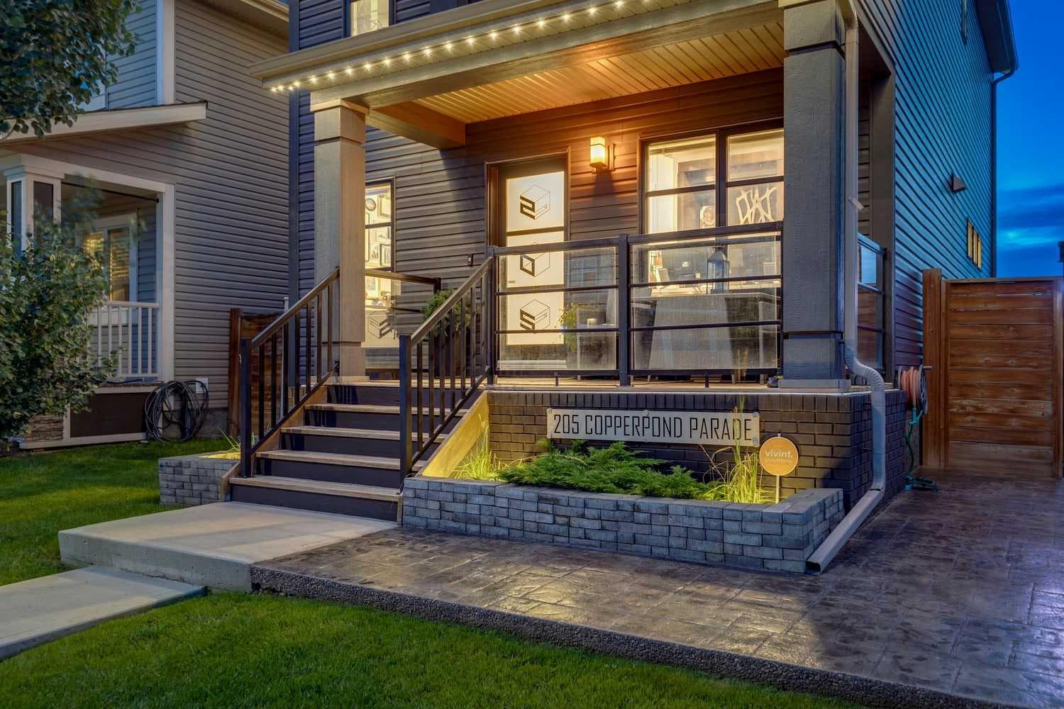 205 Copperpond Parade SE — photo 2