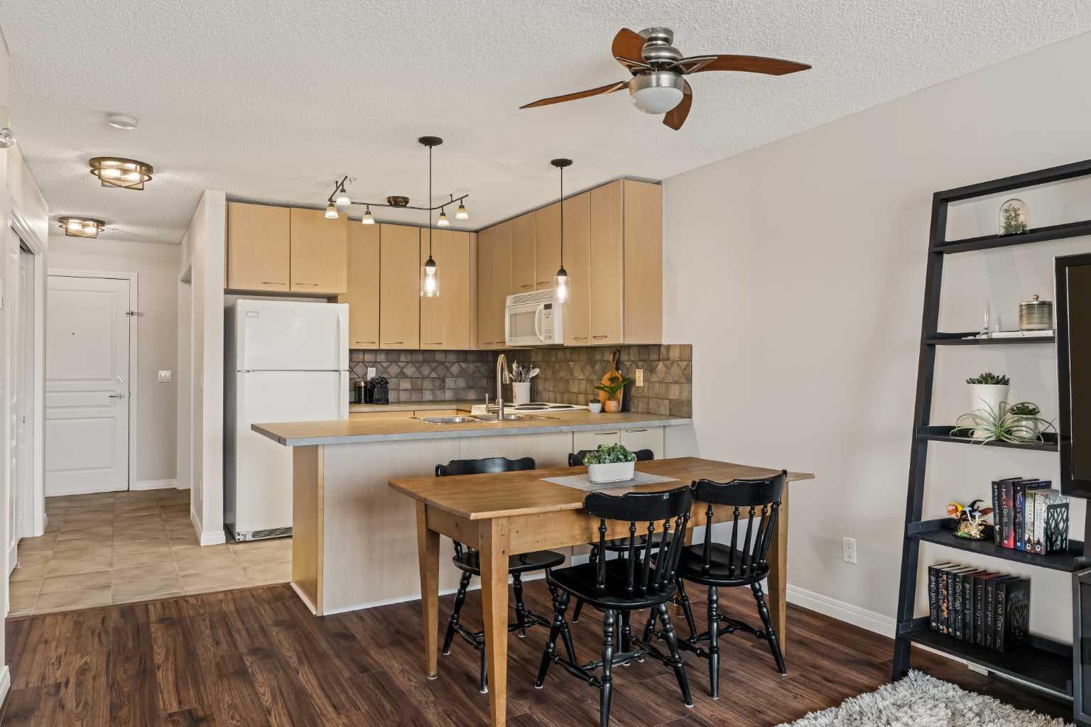209, 5115 Richard Road SW — photo 4