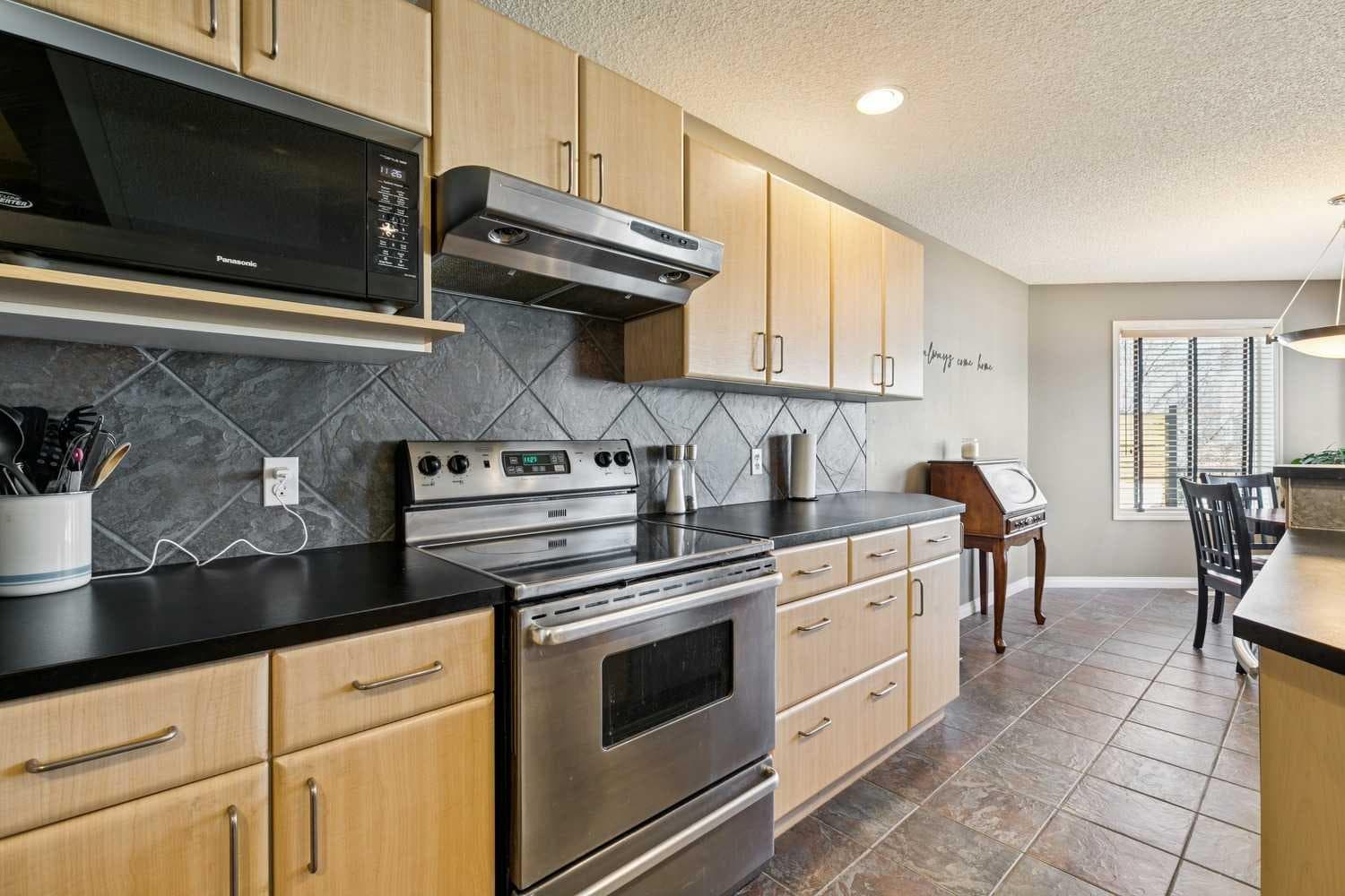 172 West Lakeview Circle — photo 4