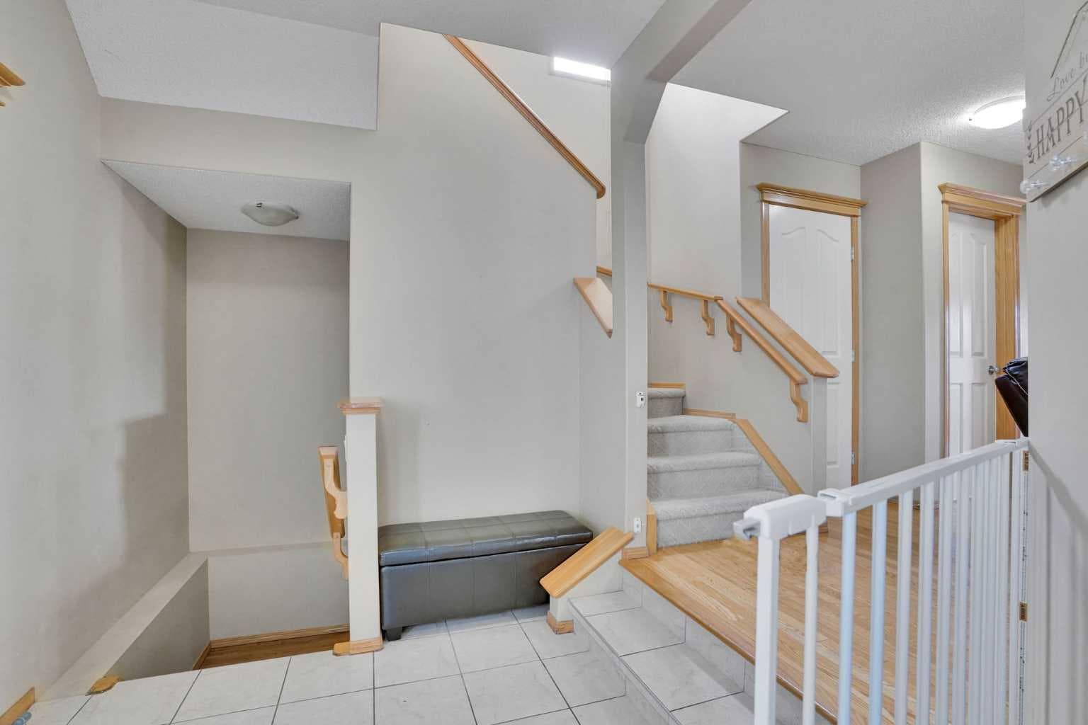 75 Taralea Crescent NE — photo 5