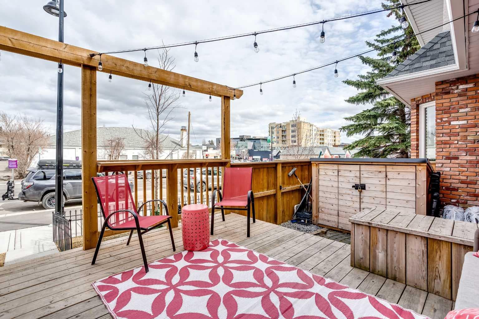 1, 2127 34 Avenue SW — photo 4