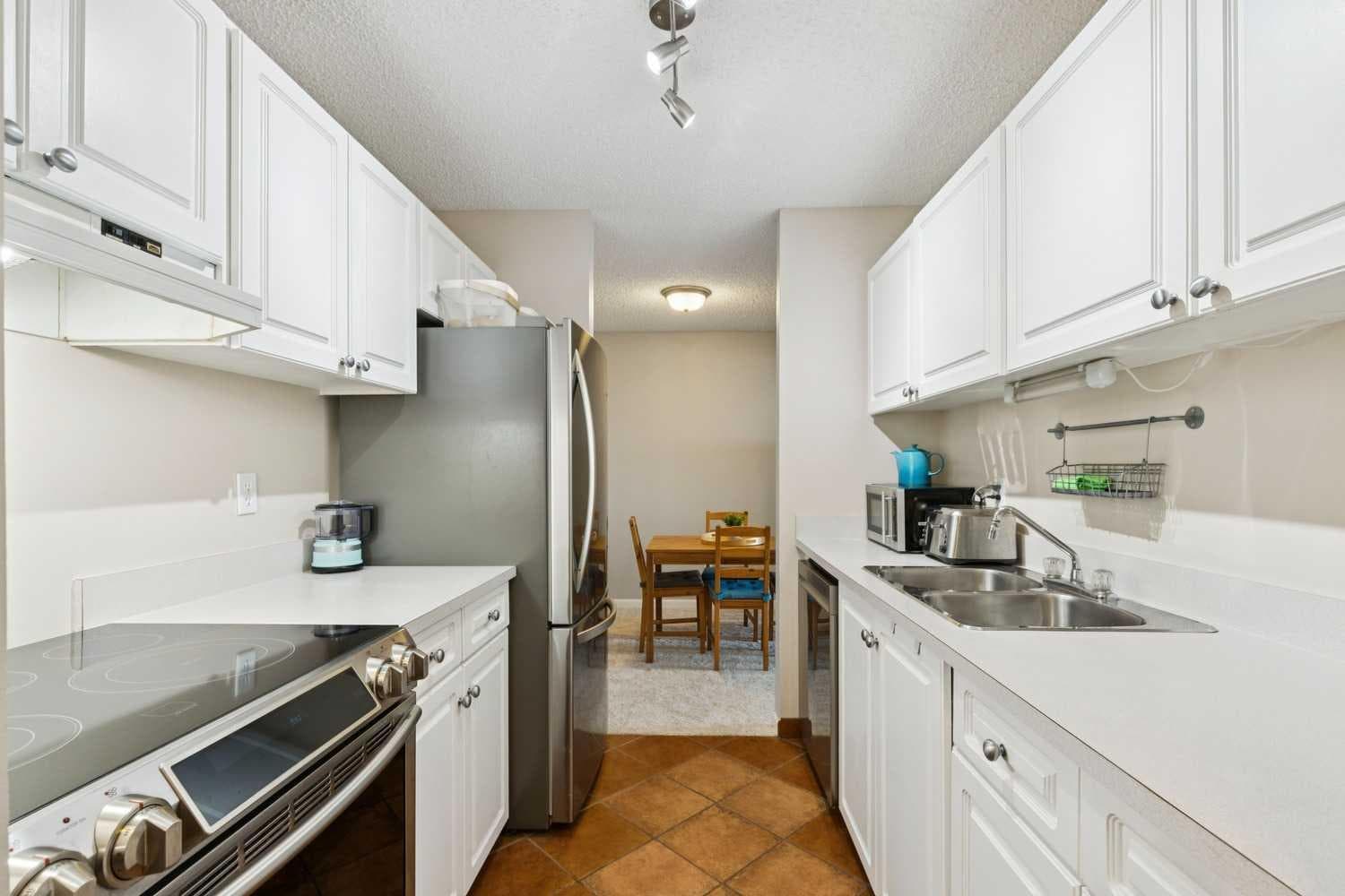 4308, 385 Patterson Hill SW — photo 4